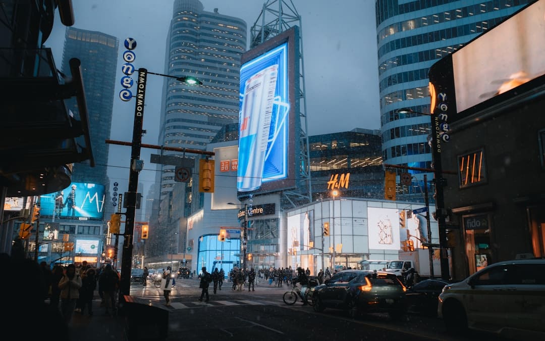 运动员观礼大合影，张雨霏C位，潘展乐站后排，马龙陈梦合影曝光 体育天团见证前史时间